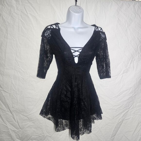 Vintage y2k goth black strappy lace babydoll top - Picture 2 of 5
